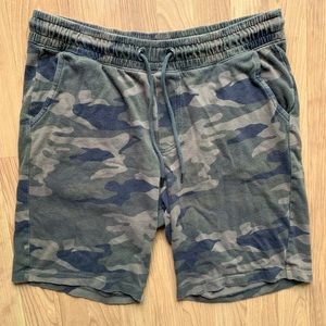 Camo Sweatahorts